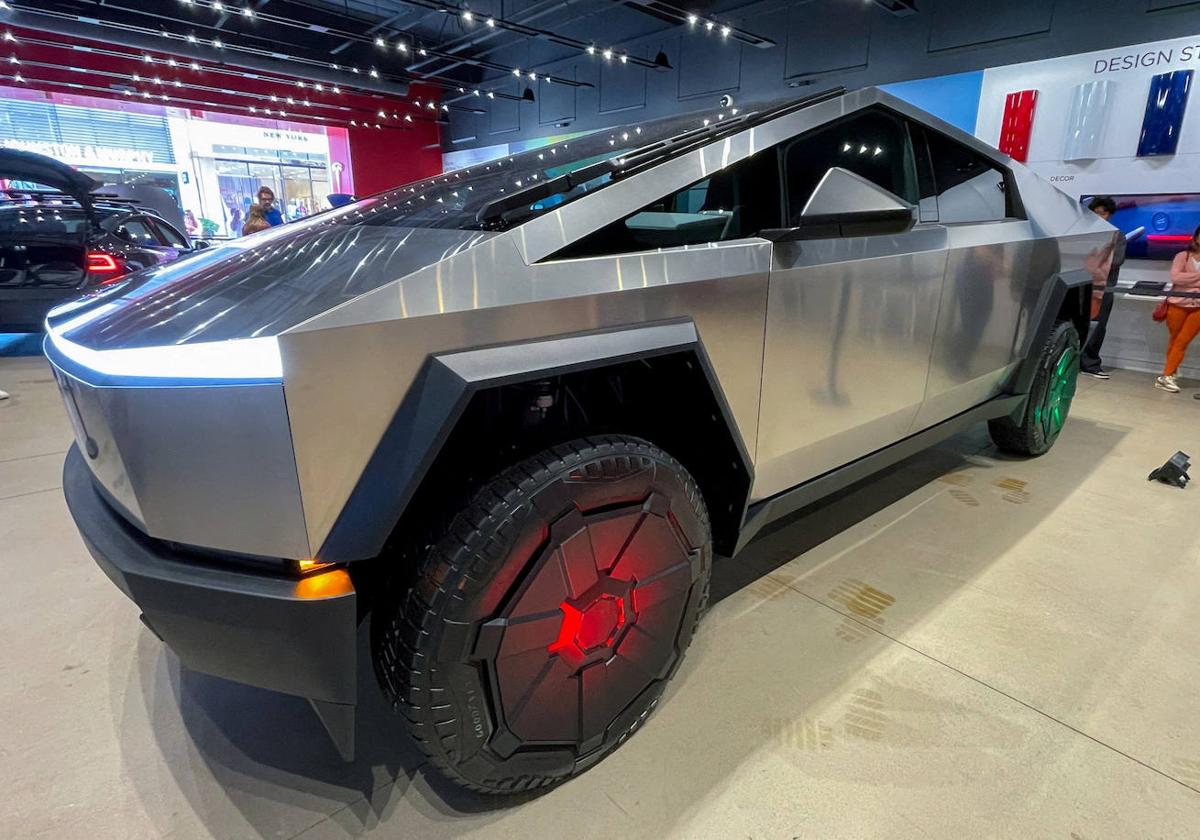 Así es el Tesla Cybertruck la futurista y polémica pickup de la